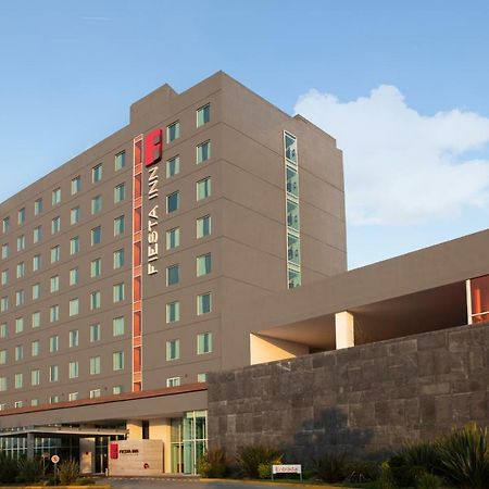 Fiesta Inn Morelia Altozano Exterior photo
