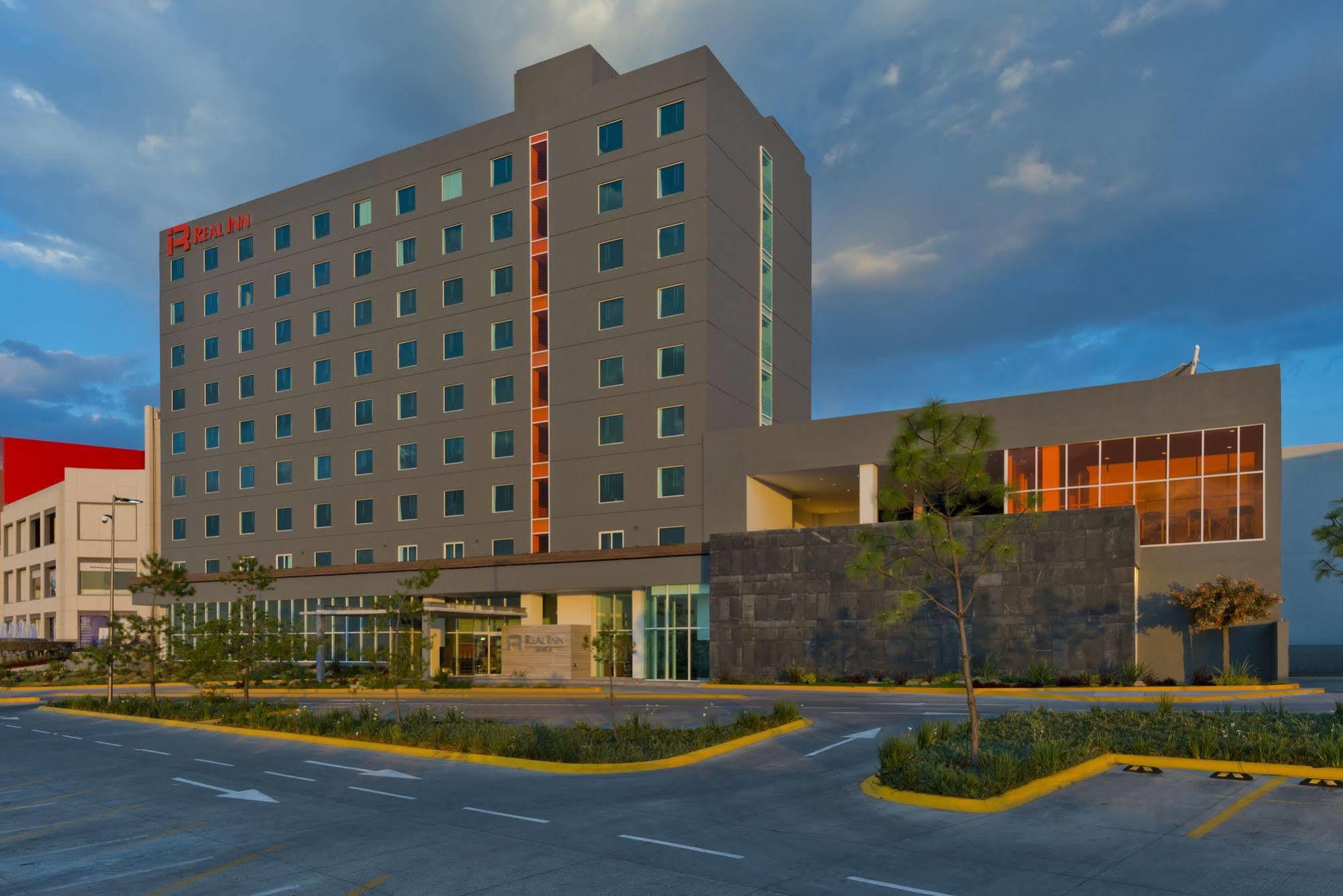 Fiesta Inn Morelia Altozano Exterior photo